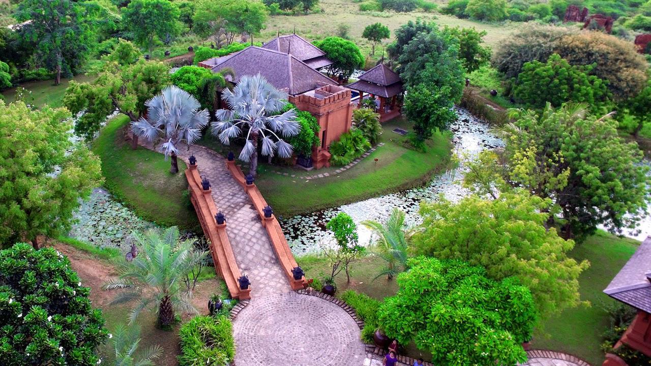 Aureum Palace & Bagan Nyaung-U