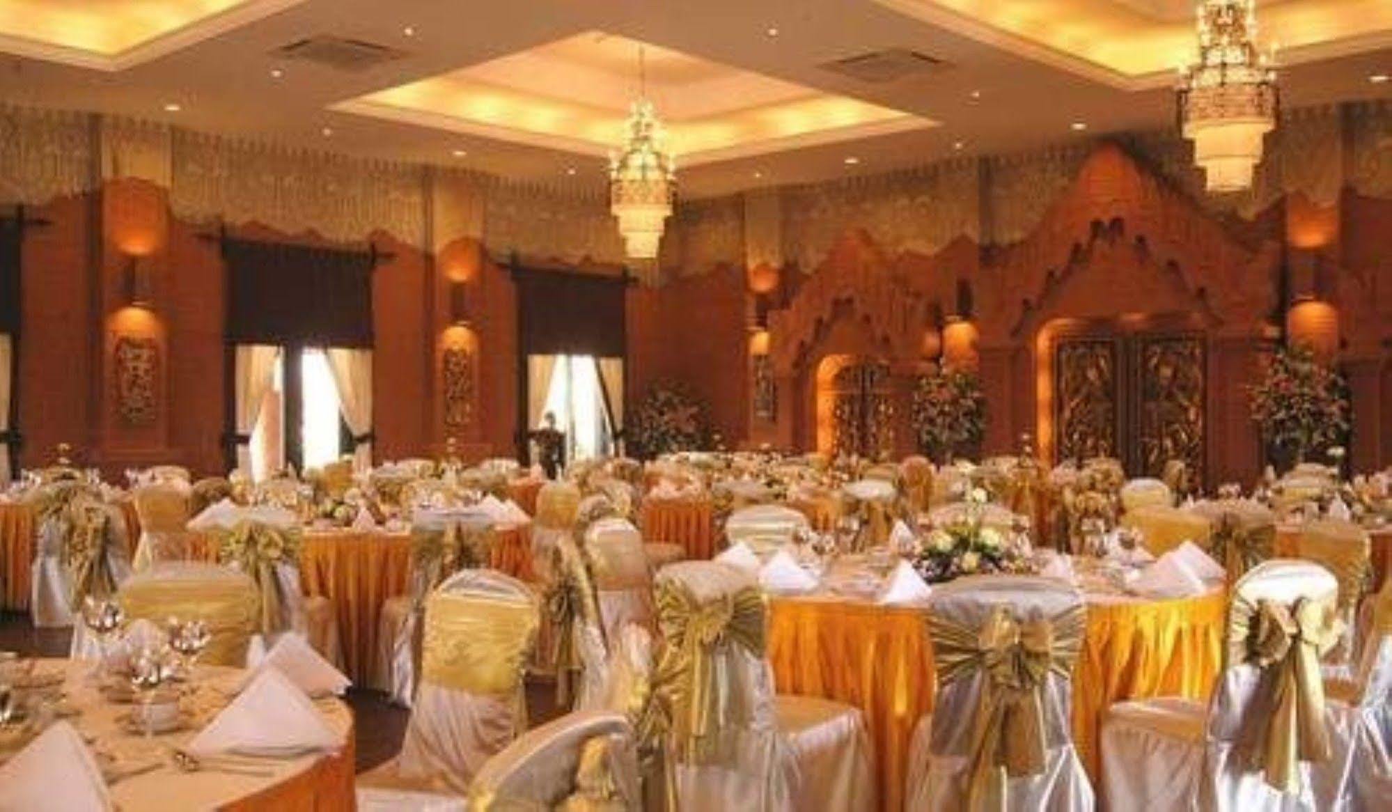 Aureum Palace & Bagan Hotel